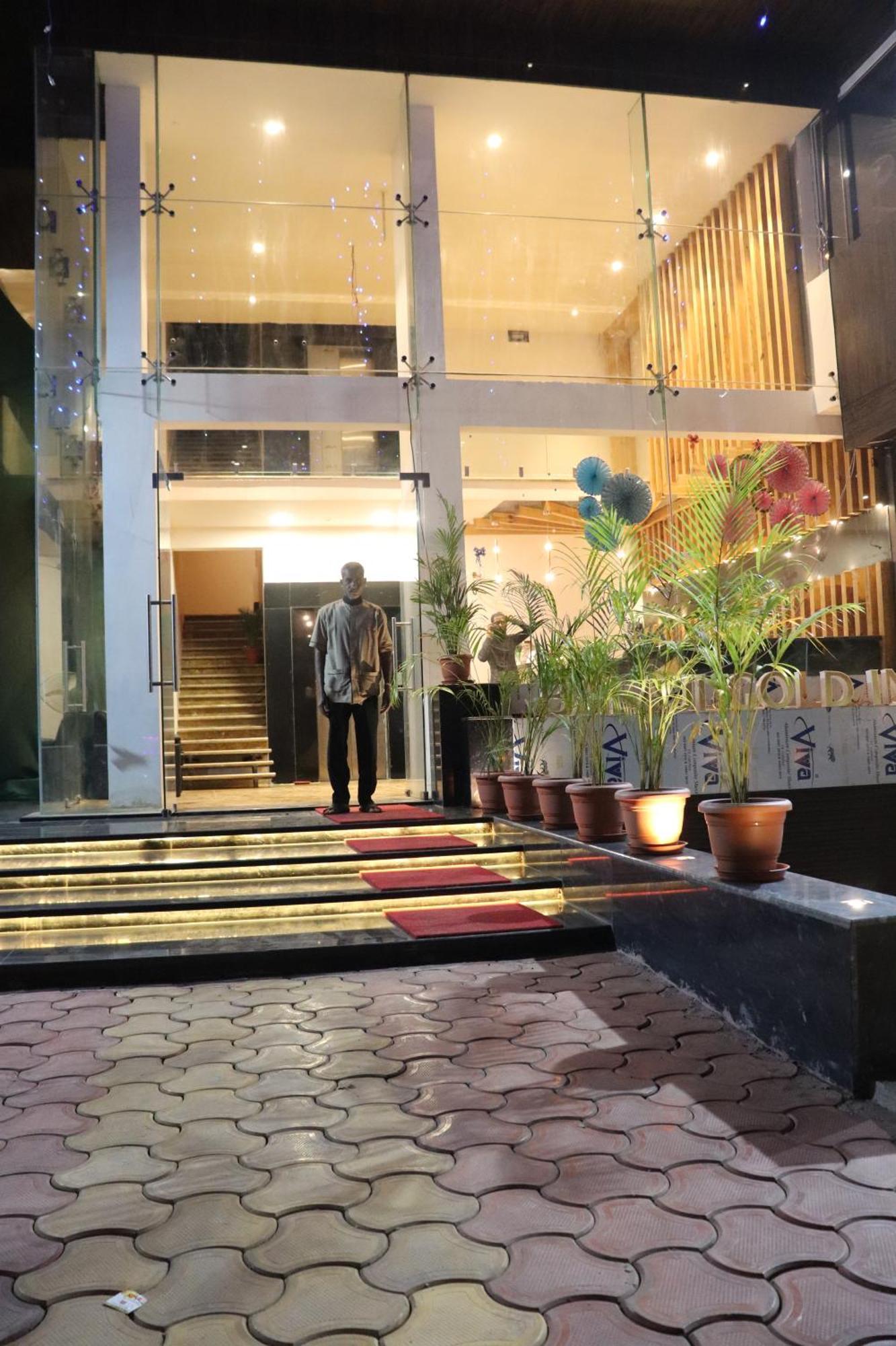 Balaji Gold Inn Hotel Hubli Exterior photo
